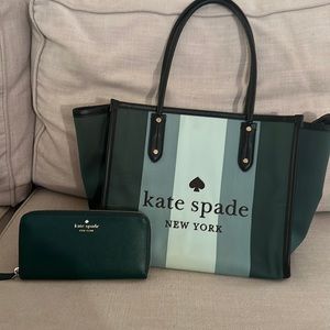 Green Kate spade!!!